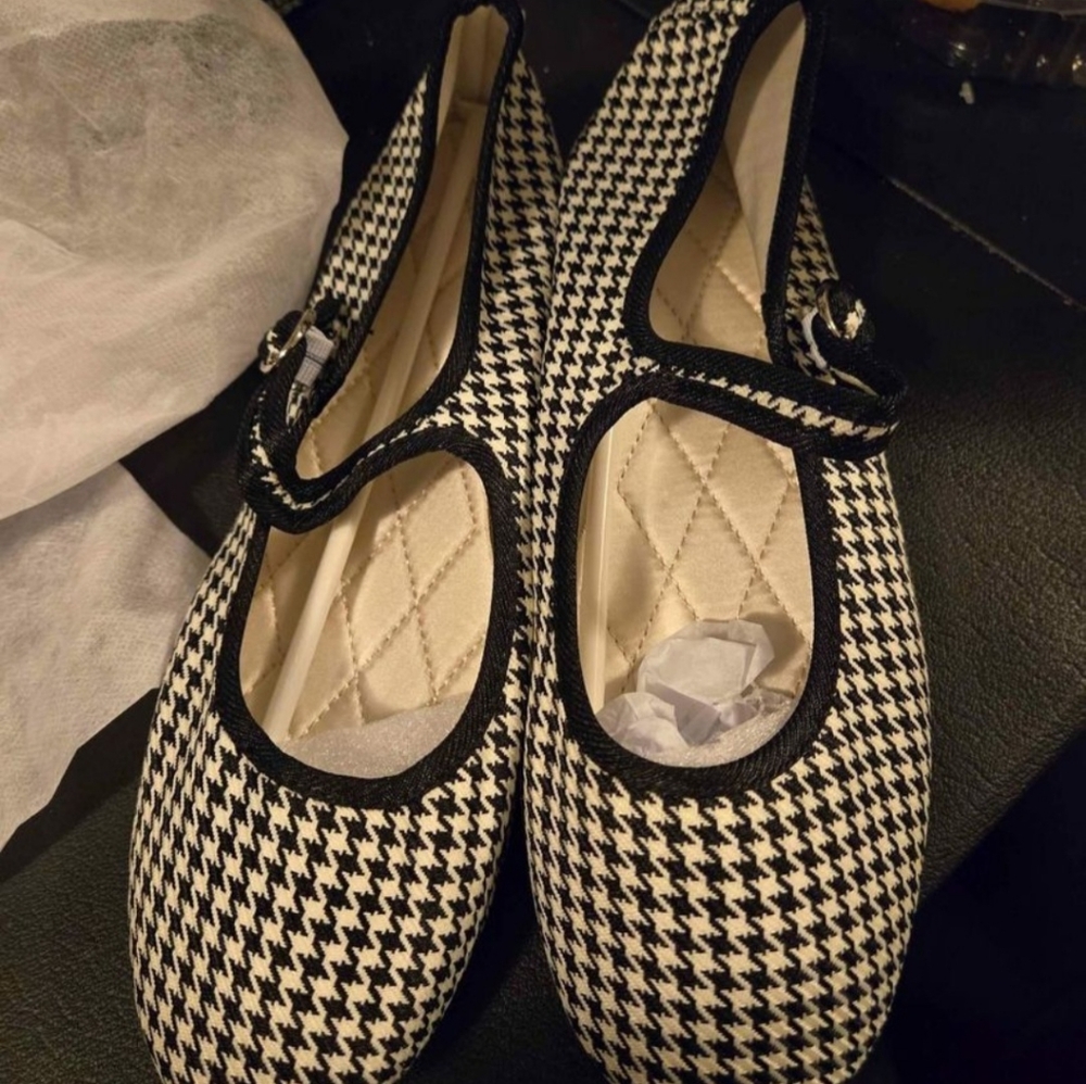Houndstooth Mary Jane Shoes